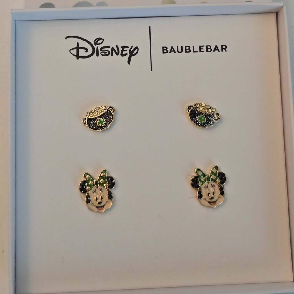 NWT Disney X BAUBLEBAR Minnie Mouse St. Patrick's Day Earrings
